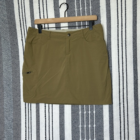 Patagonia Dresses & Skirts - Patagonia Outdoor Skirt